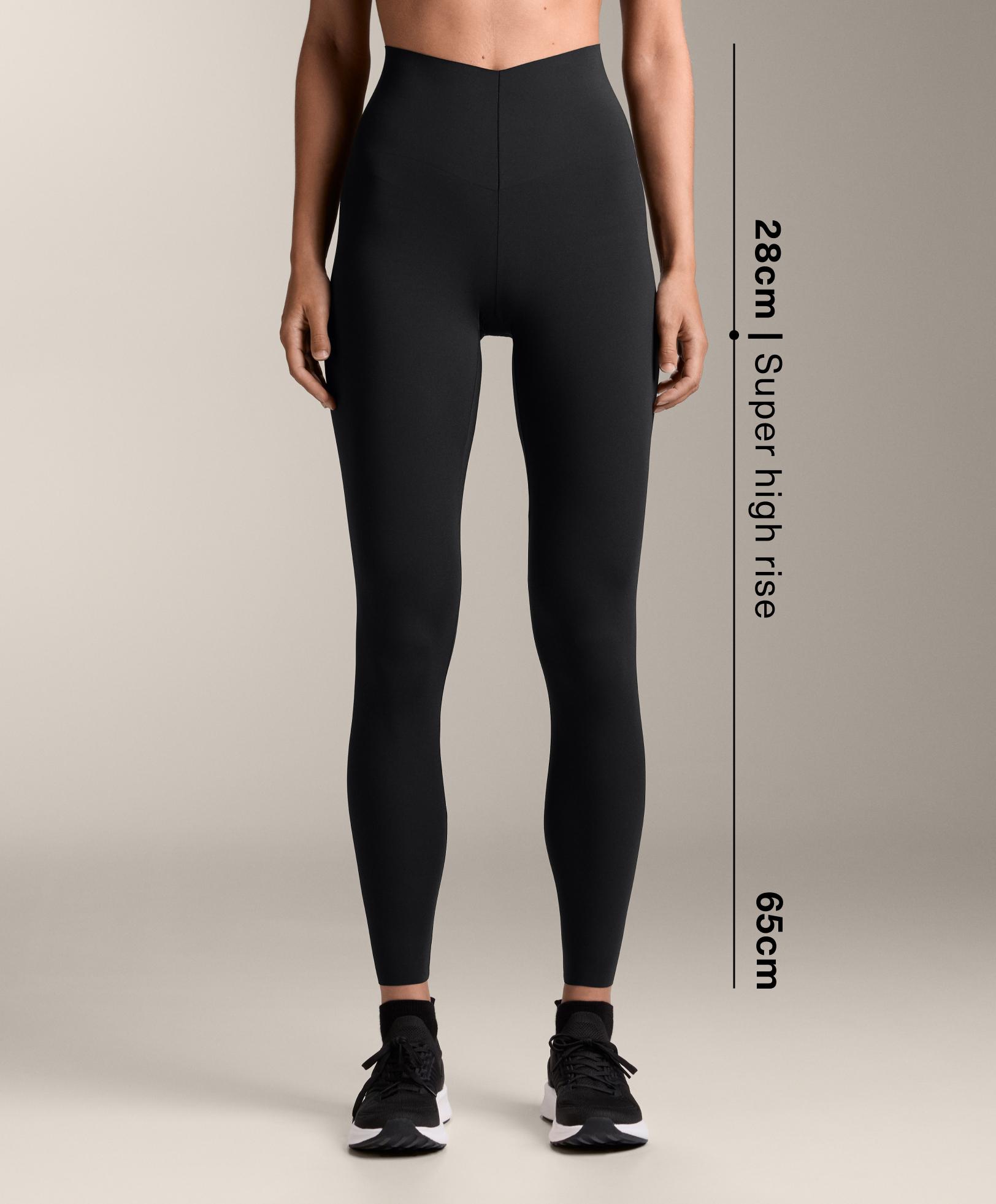 Light Touch V-cut super high rise 65cm ankle-length leggings
