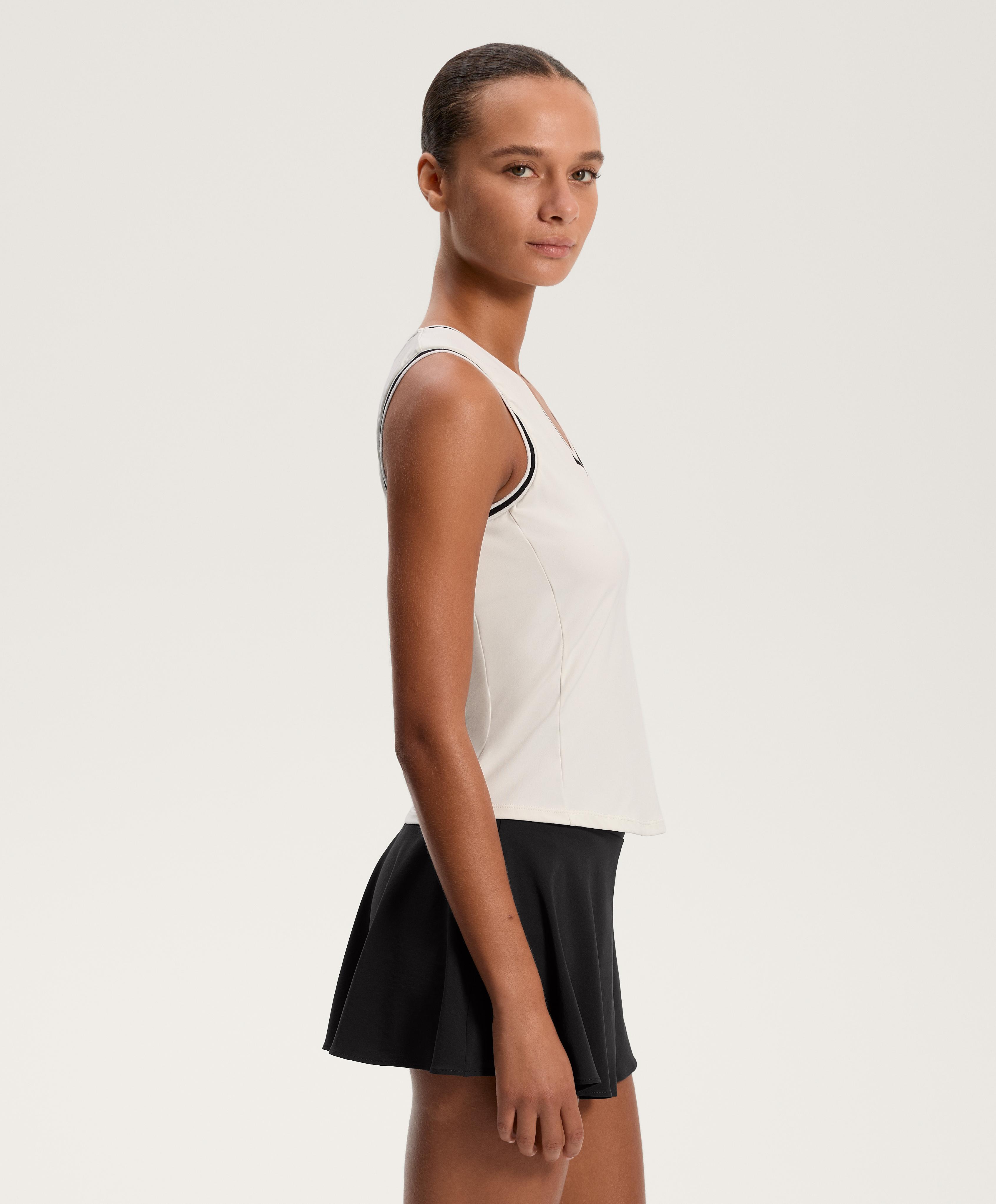 Sleeveless V-neck T-shirt