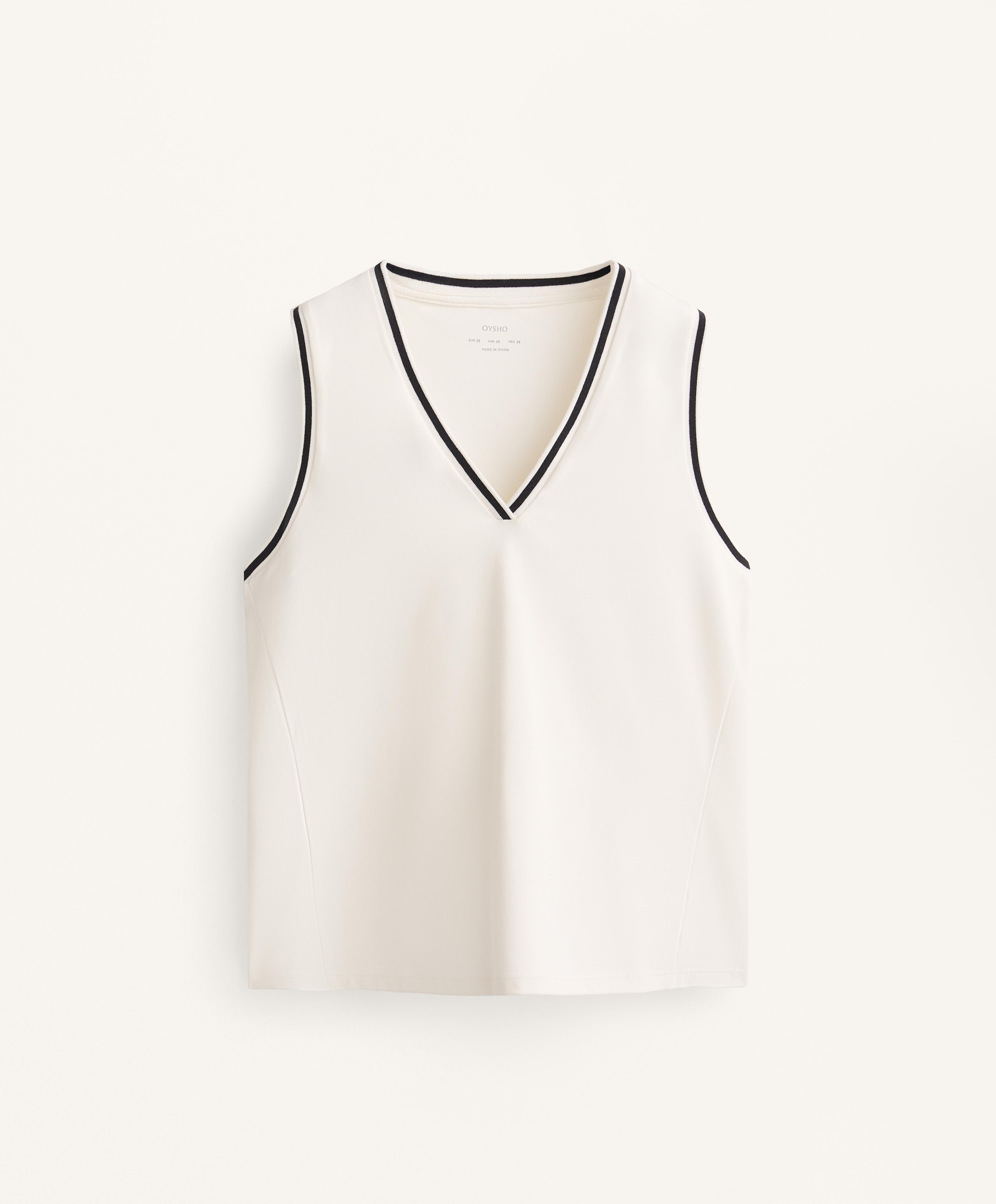 Sleeveless V-neck T-shirt