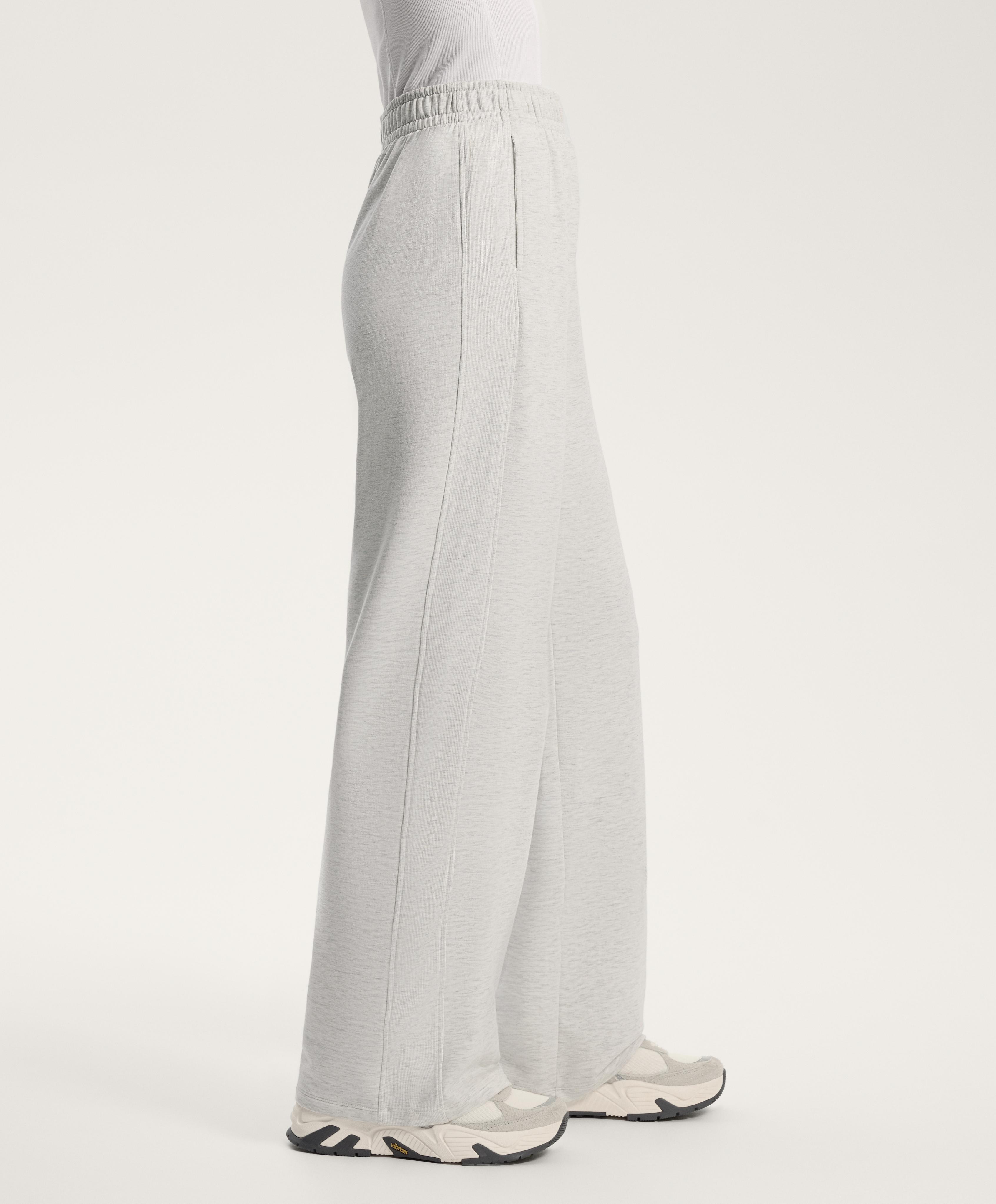 Wide leg trousers with rib detail in cotton and modal