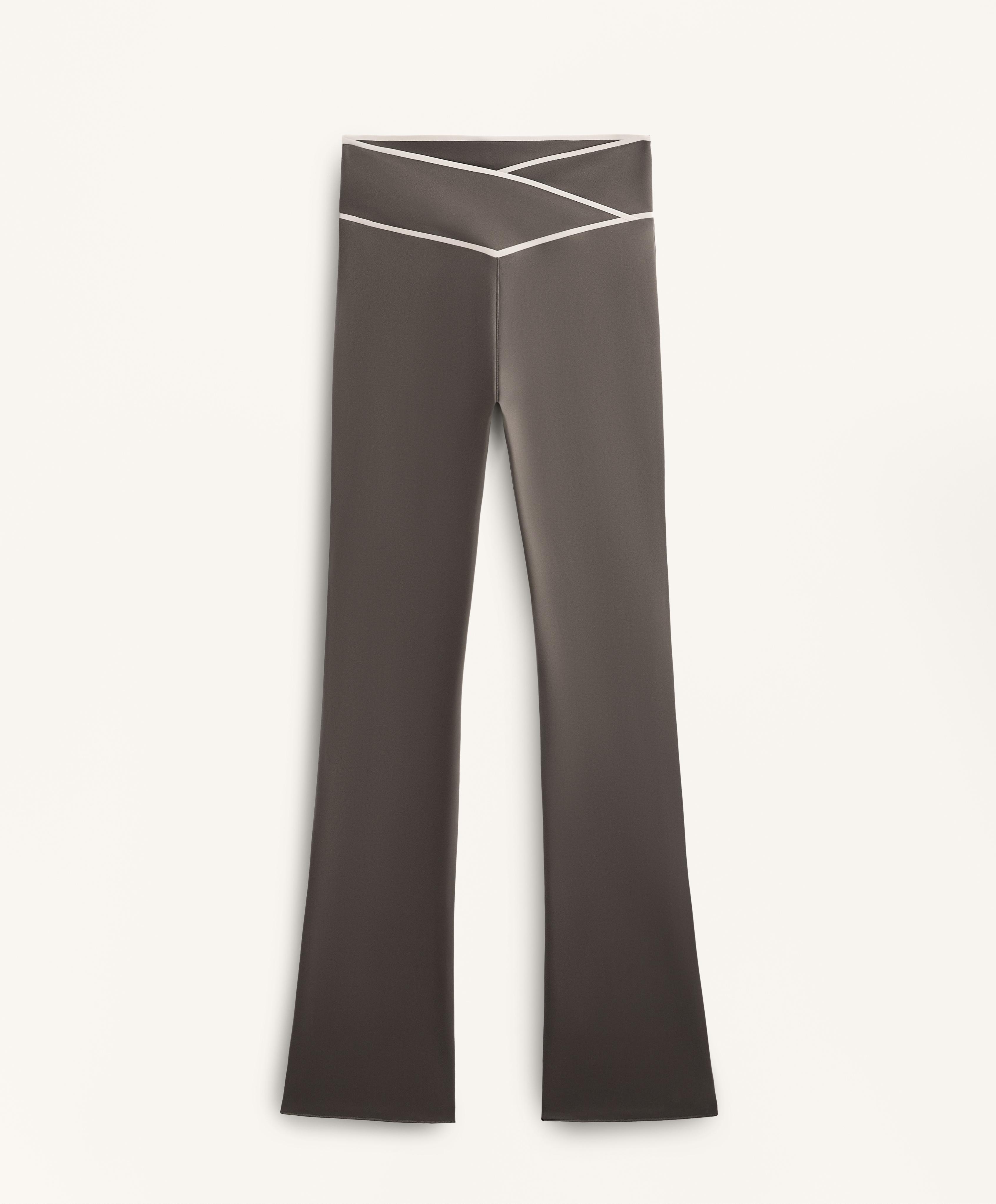 Perfect-adapt cross V-waist flare trousers