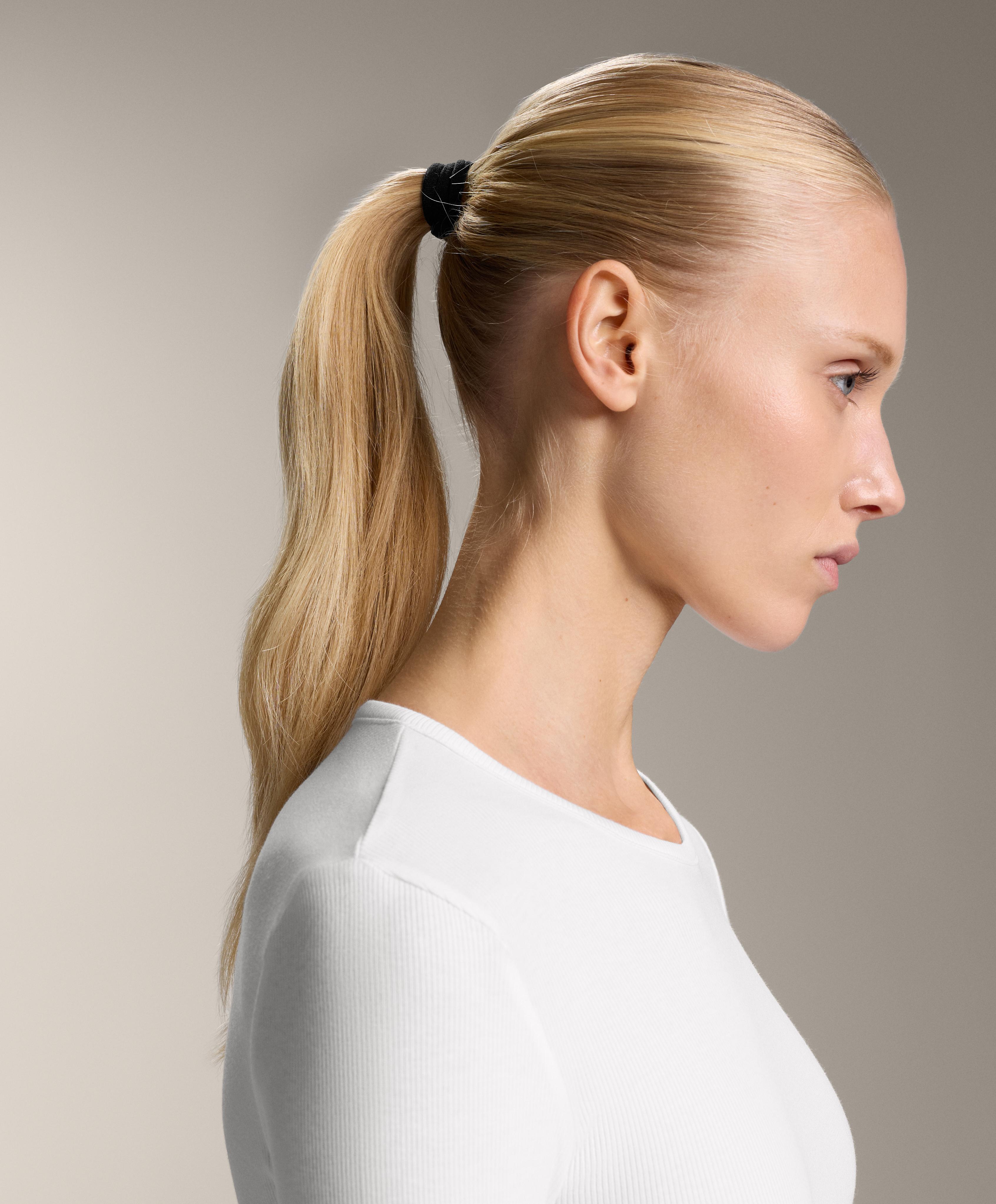 5 smooth hair scrunchies