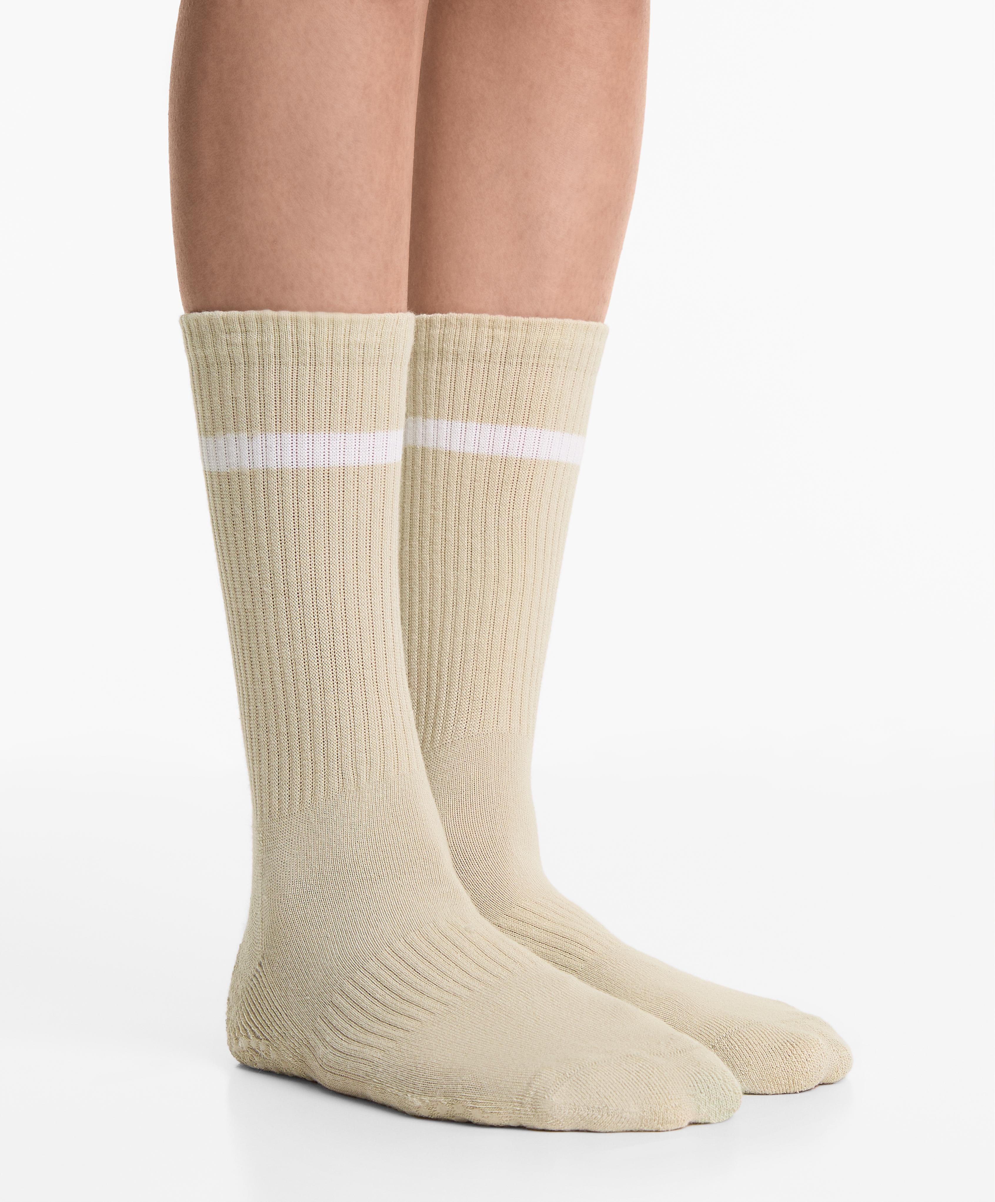 2 pairs of classic yoga and pilates cotton blend socks