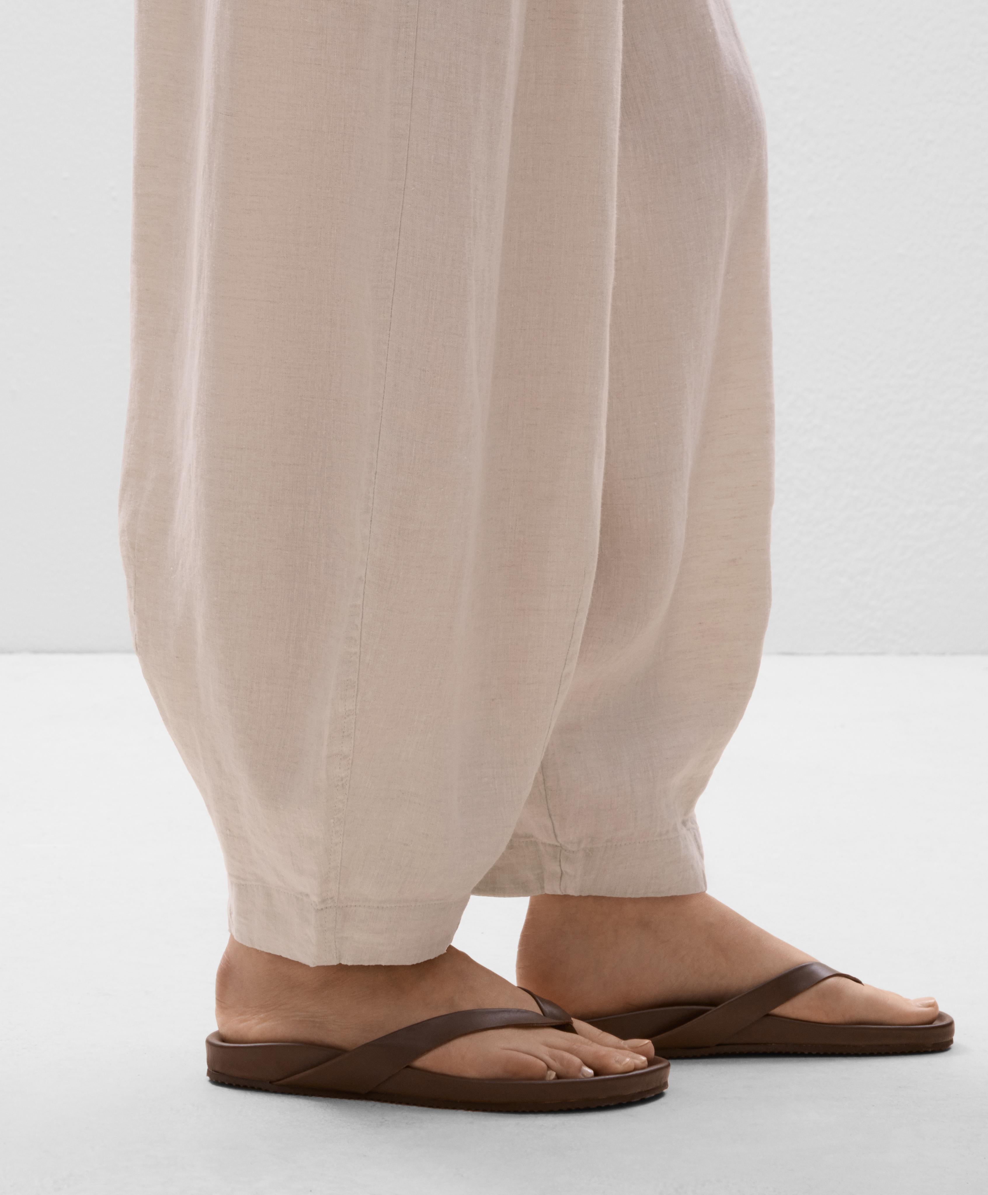 100% Linen balloon leg trousers 3 100% Linen balloon leg trousers