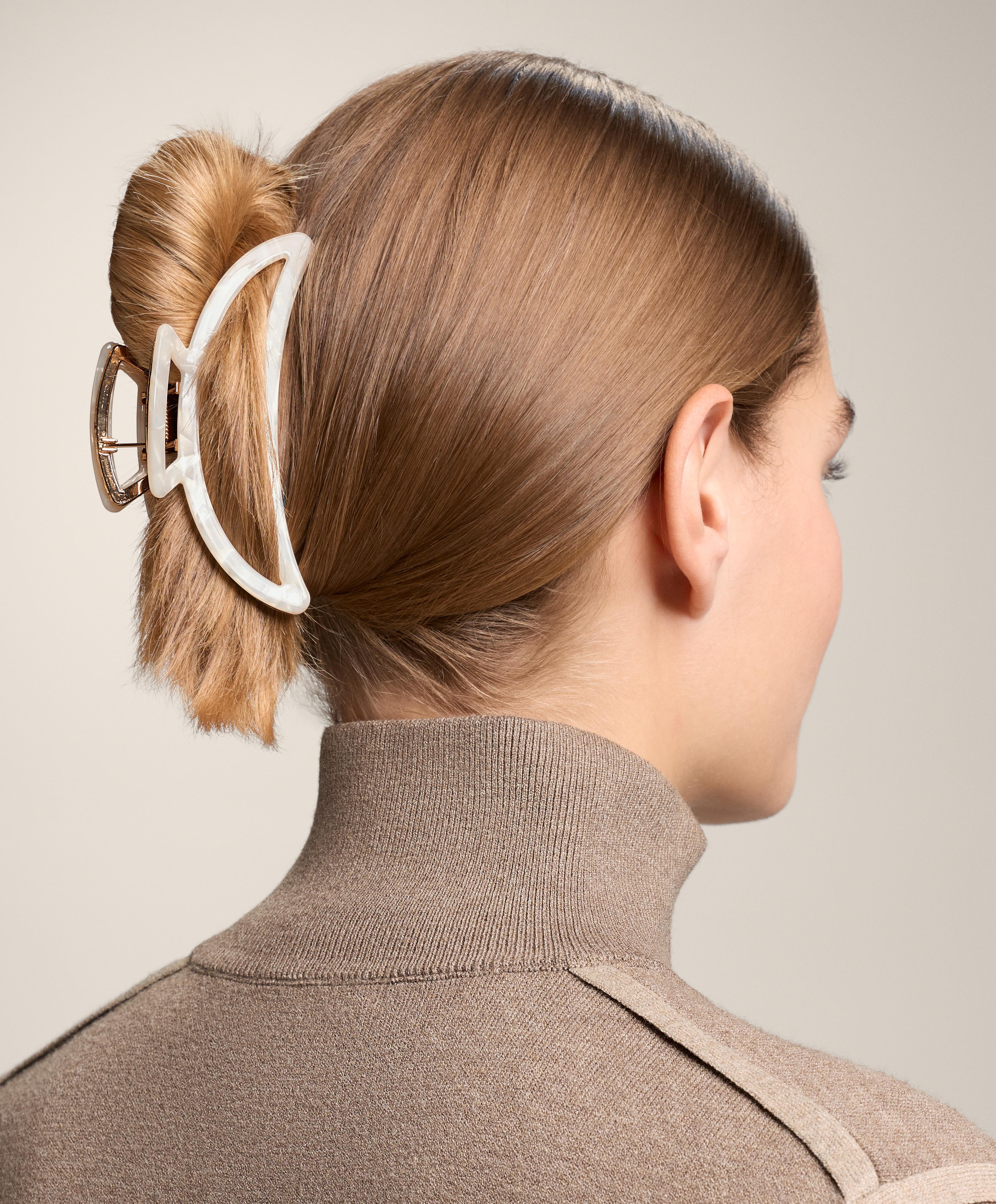 Metallic large hair clip