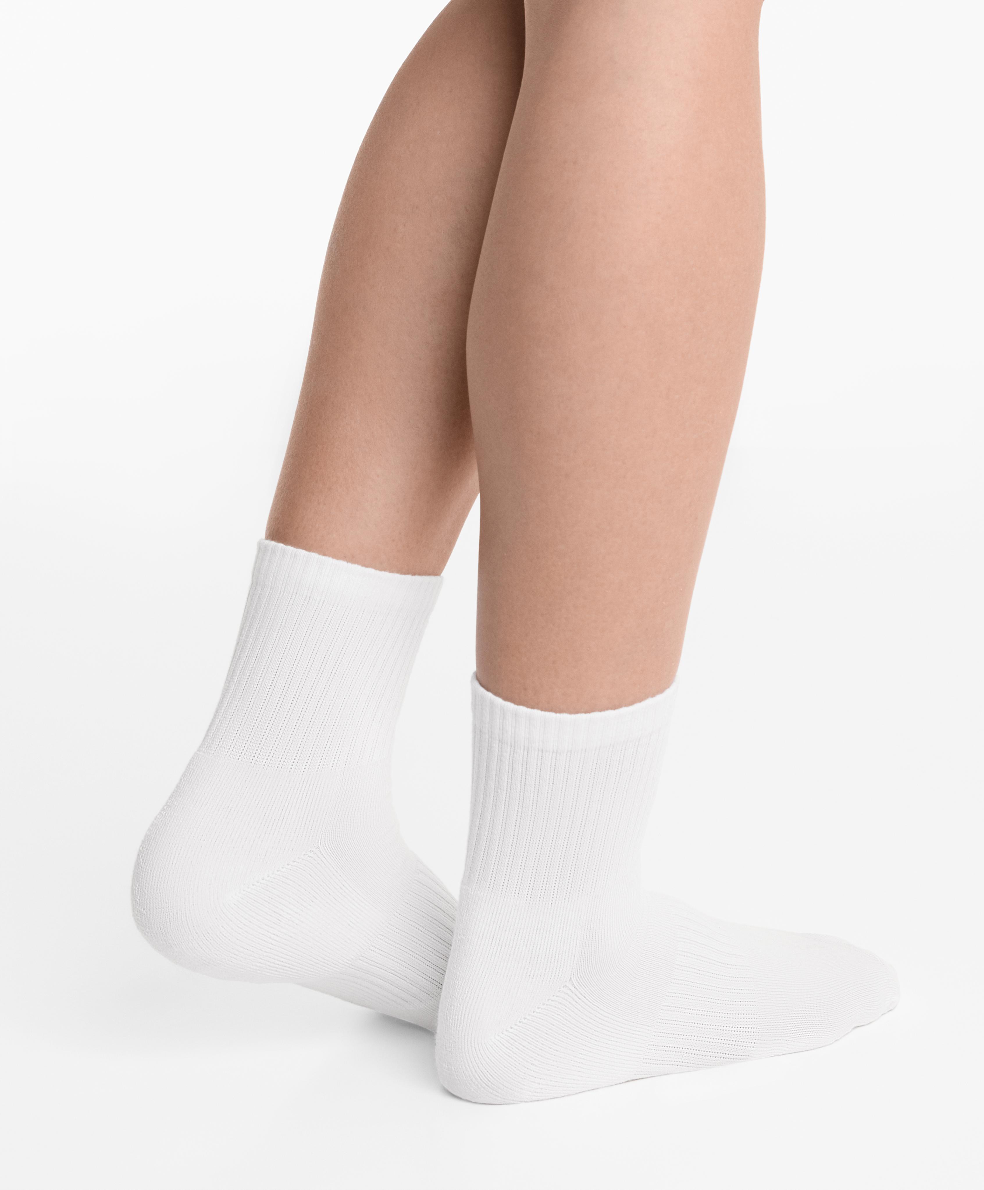 3 pairs of cotton blend quarter sports socks