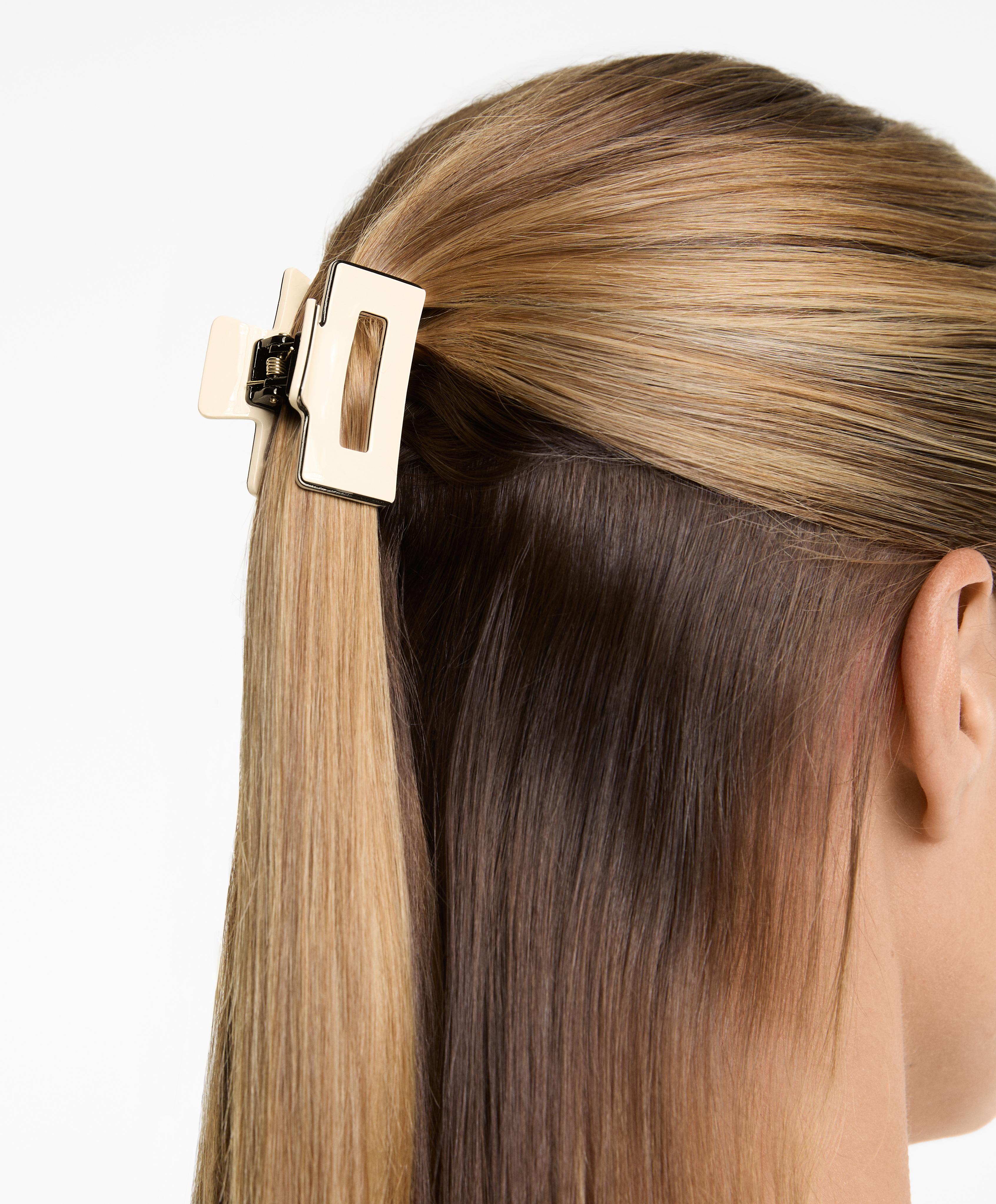 2 square hair clips with piping