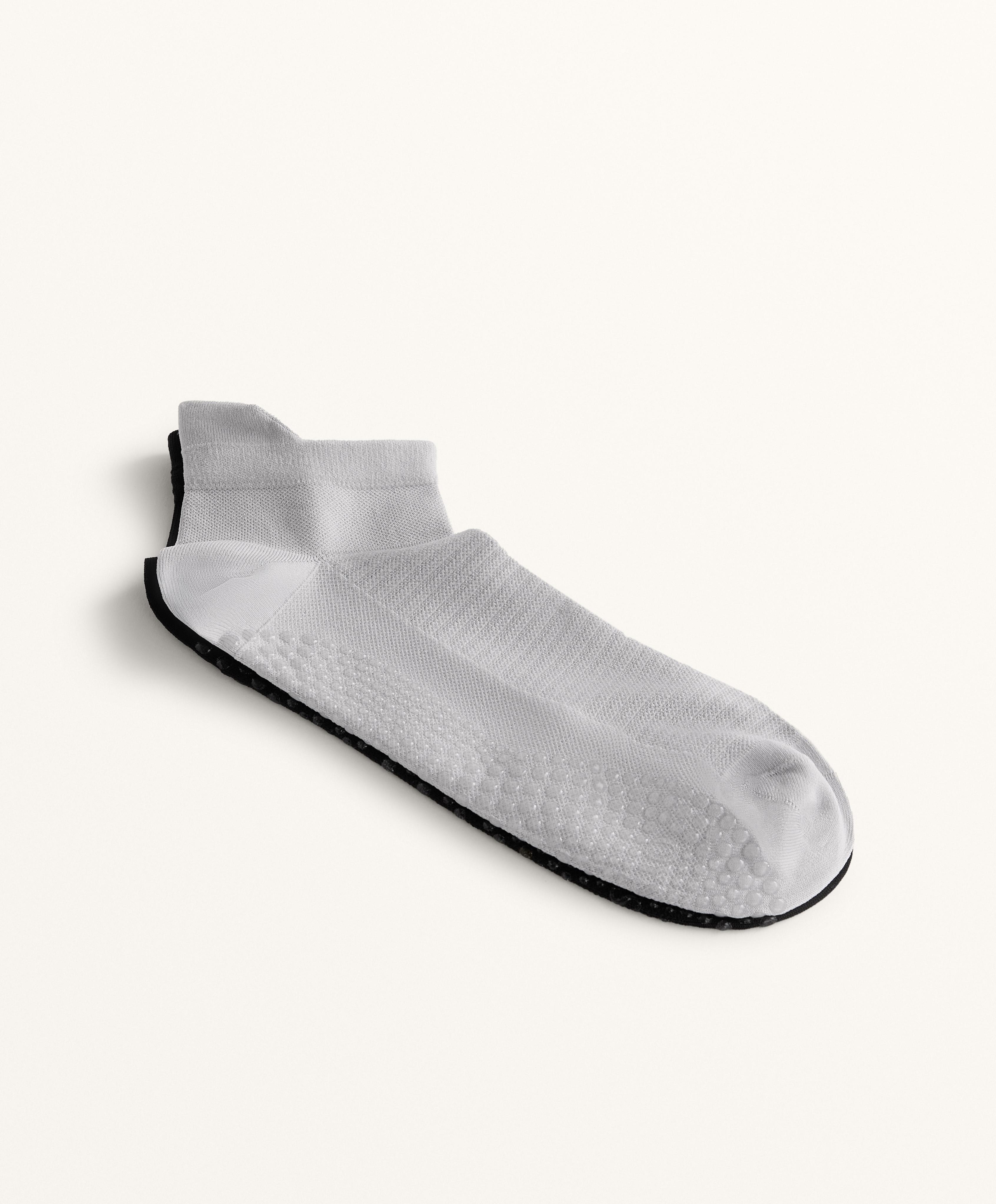 2 pairs of polyamide blend yoga and pilates sneaker socks