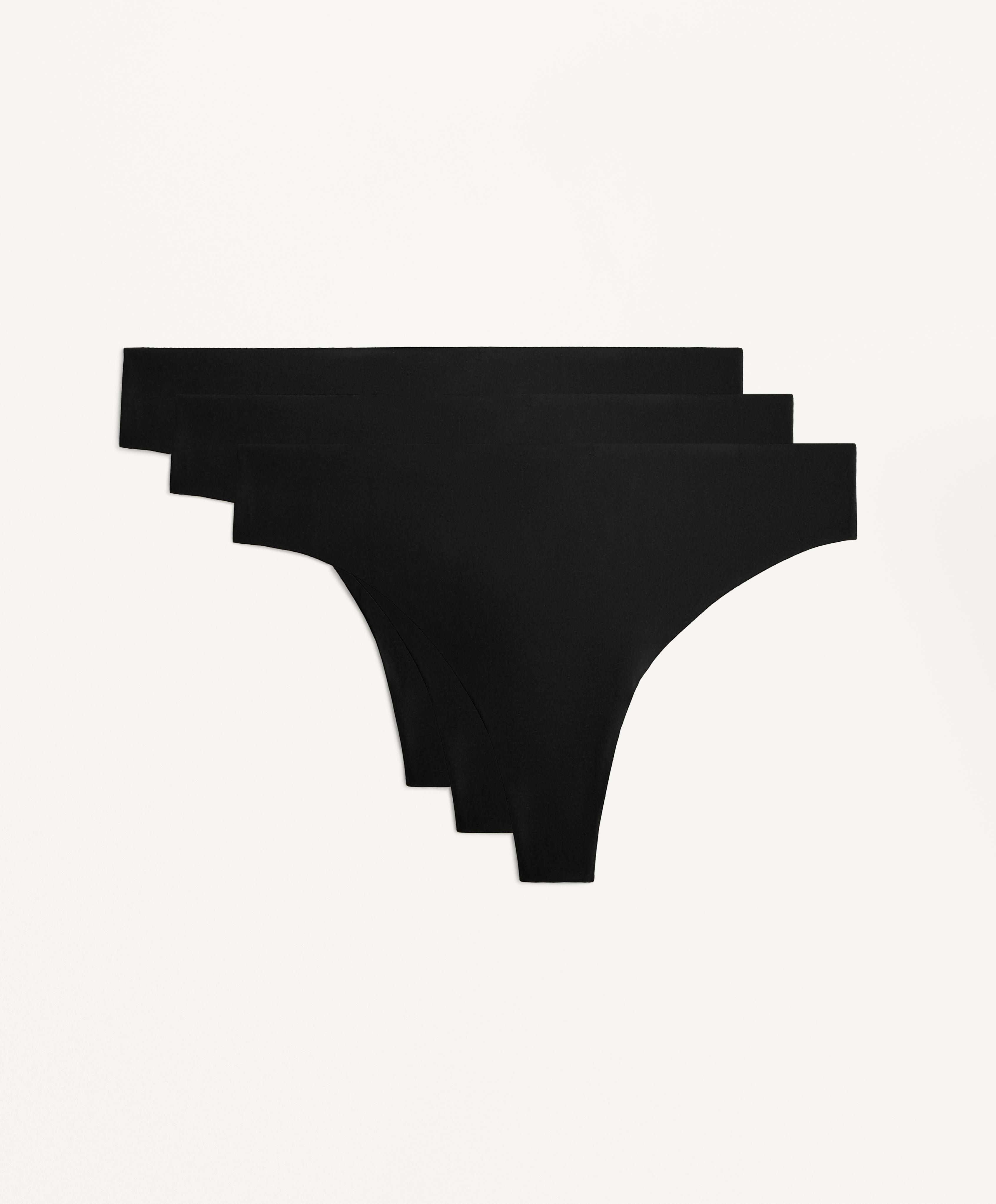 3 seamless invisible polyamide blend thongs