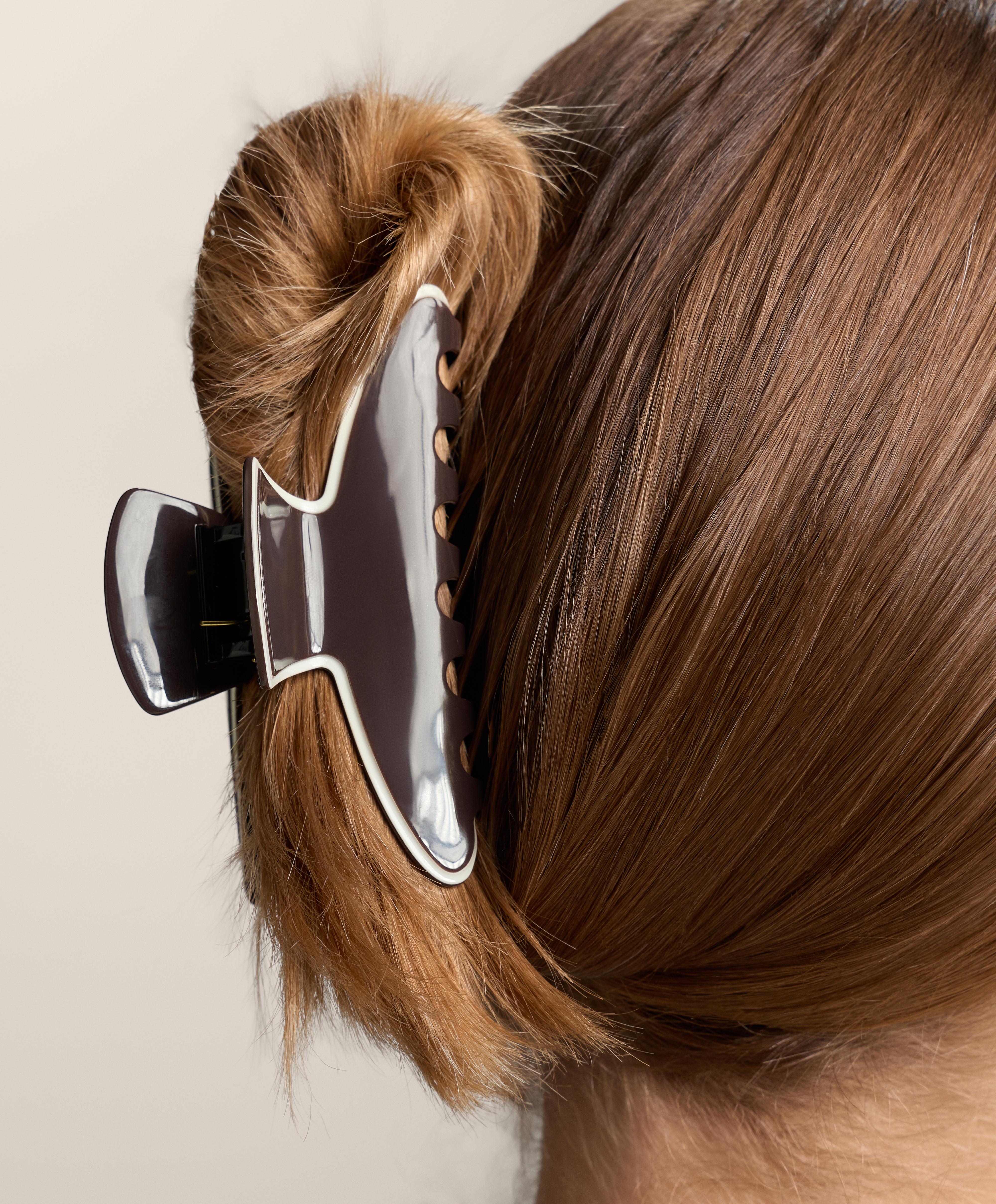 Large piping hair clip