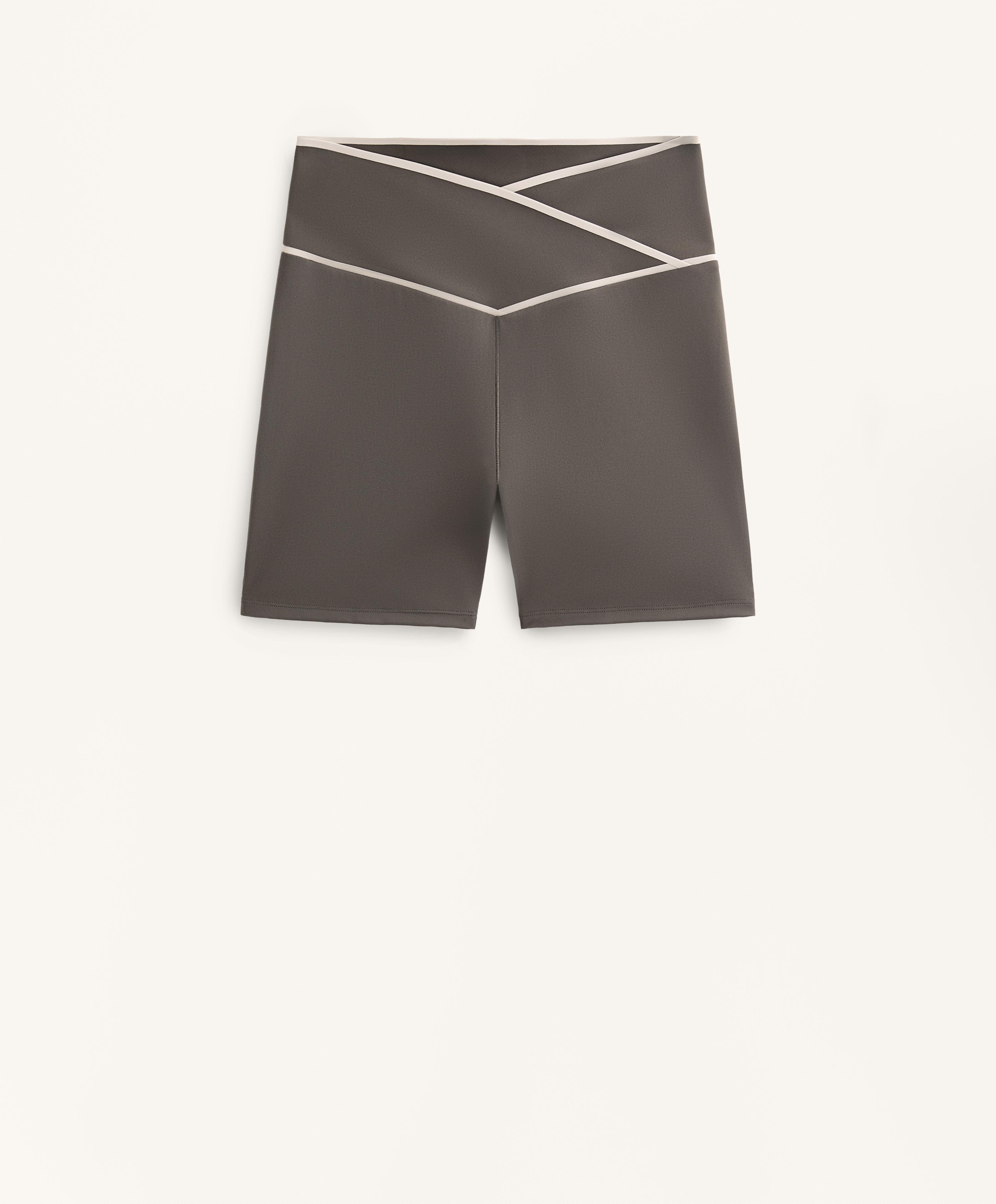 Perfect-adapt V-waist crossover 10 cm hot pants 7 Perfect-adapt V-waist crossover 10 cm hot pants