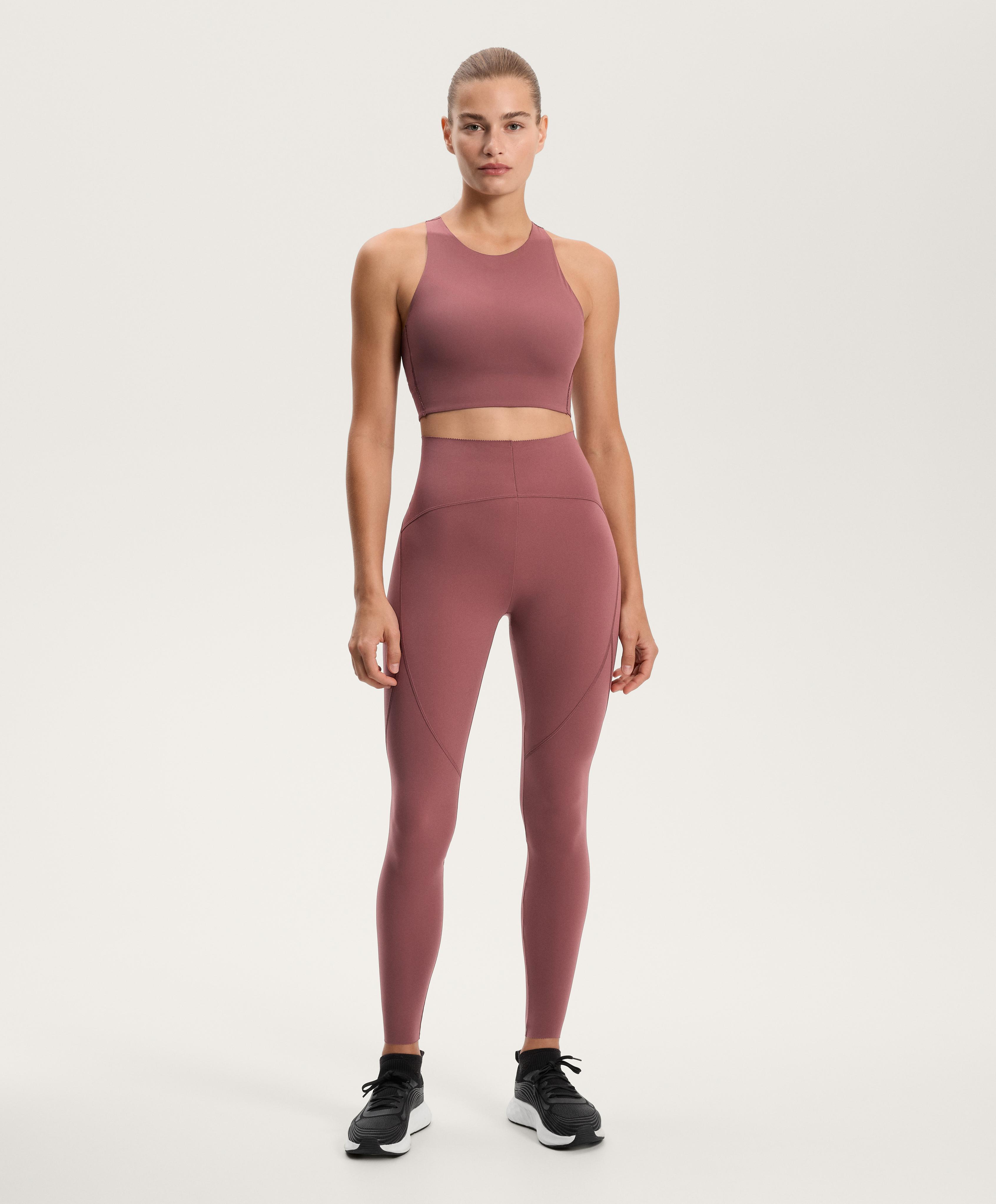 Pink basic compressive total look
